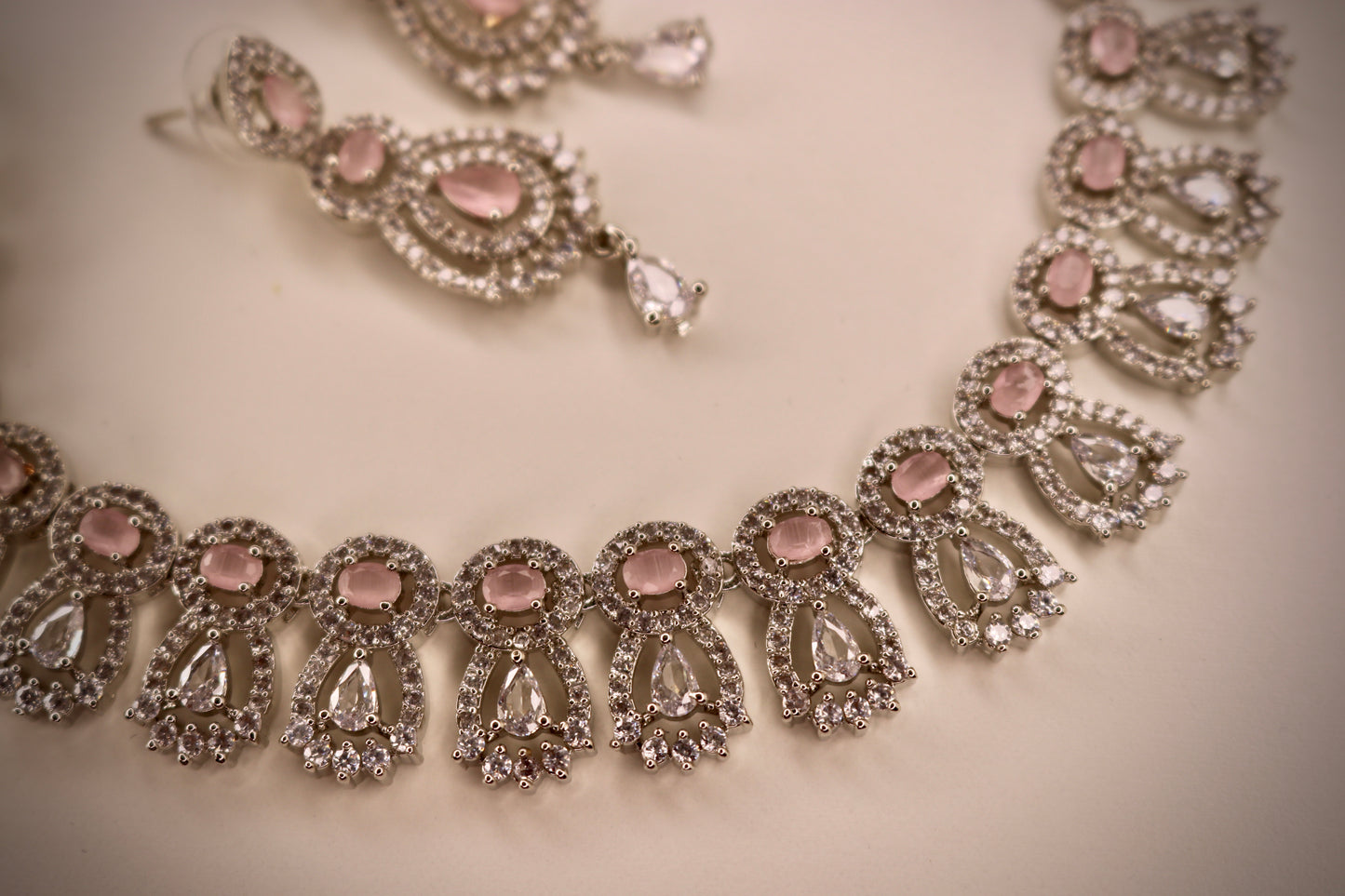 The Isai Set