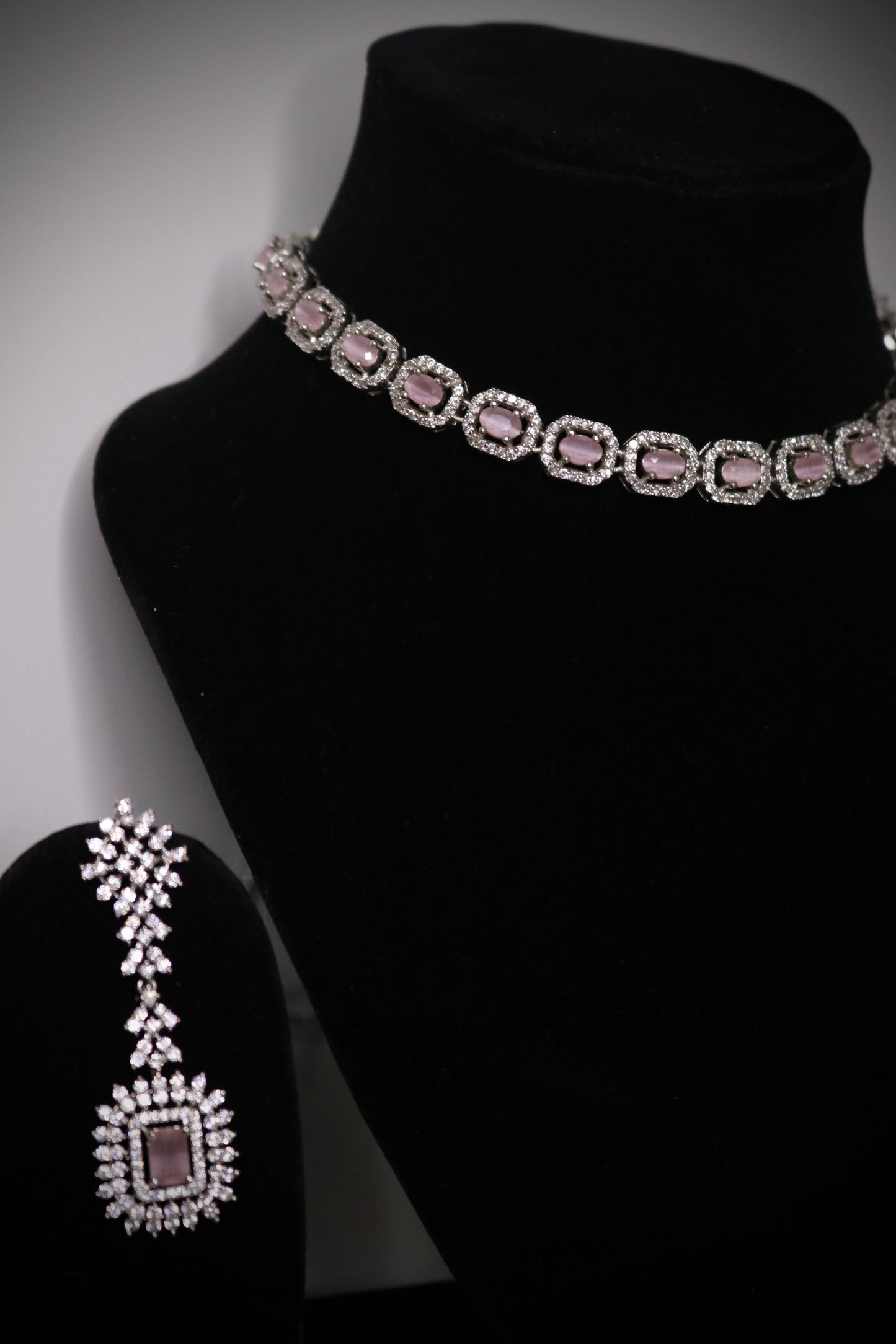 The Idhaya Set