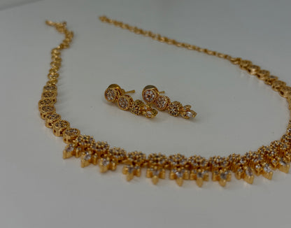 Vizhi Gold Set